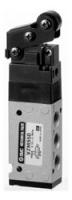 Пневмораспределитель механический SMC EVZM550-F01-37